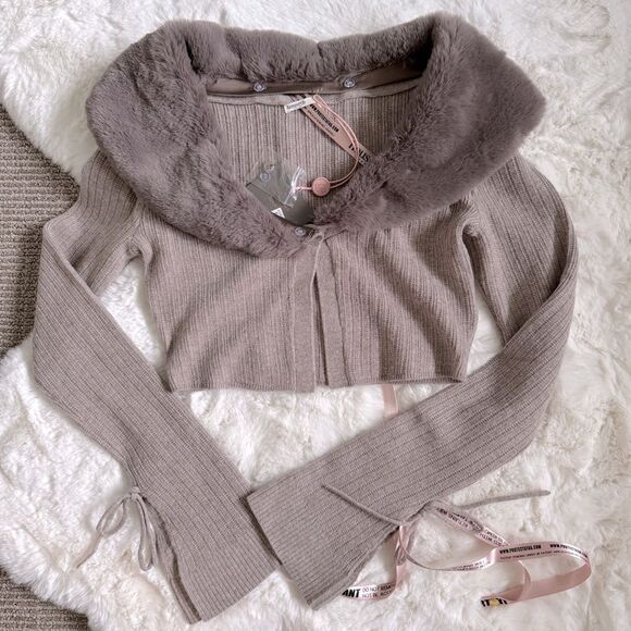 House of CB Sweaters - House of CB Fur Trim Knit Cashmere Crop Cardigan S - Camel / Dark Beige